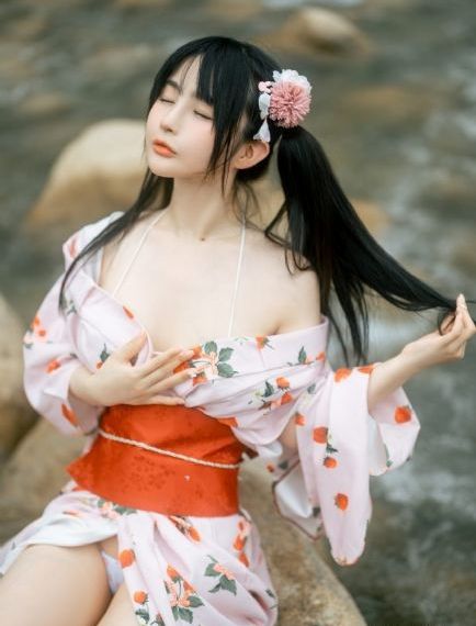 日韩一区二区三区久久香蕉_迅雷极速版下载