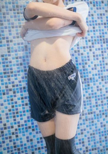 日本乱理伦片在线观看胸大_BD韩语高清完整版